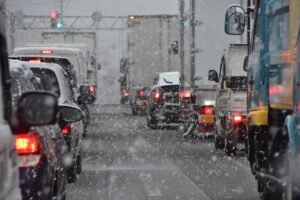 冬道の安全運転対策は雪が降る前に